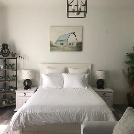 Beautiful Private Casita/Guesthouse W/ Kitchen, Access To Pool/Spa กูดเยียร์ ภายนอก รูปภาพ