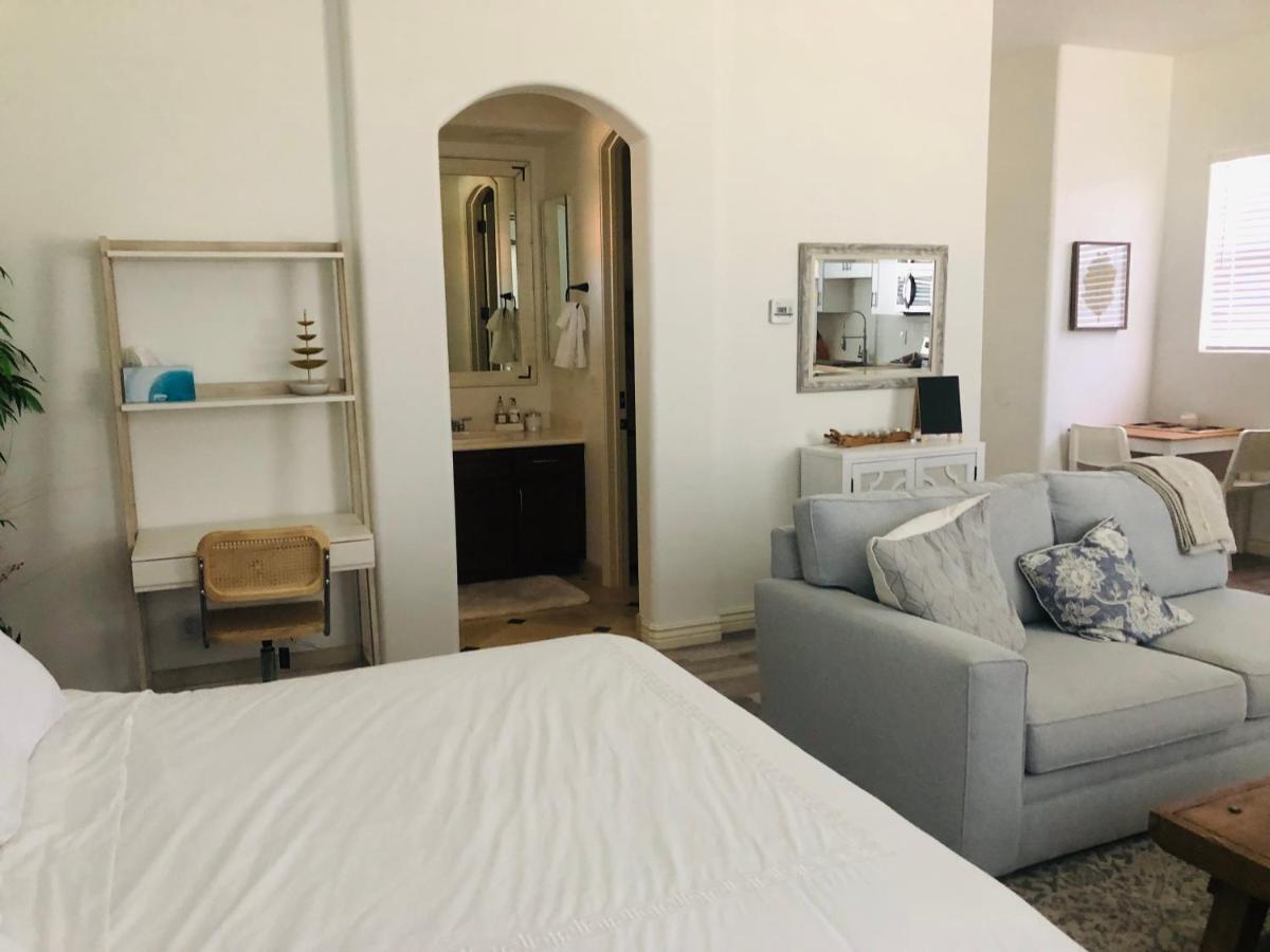 Beautiful Private Casita/Guesthouse W/ Kitchen, Access To Pool/Spa กูดเยียร์ ภายนอก รูปภาพ